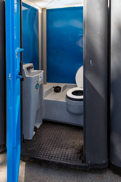 Portable Toilet Options We Offer in Regency At Monroe, NJ